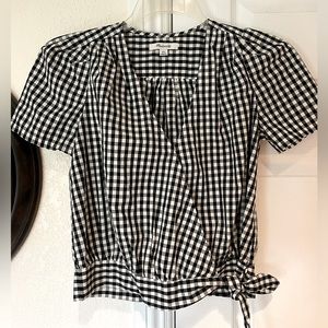 Madewell blouse. Splice cut and tie style. Black and white.